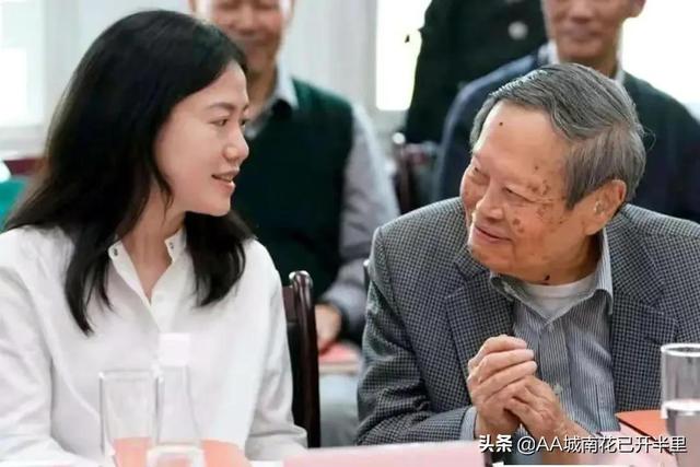 翁帆怀孕大肚照孕妇（翁帆怀孕大肚的图片）