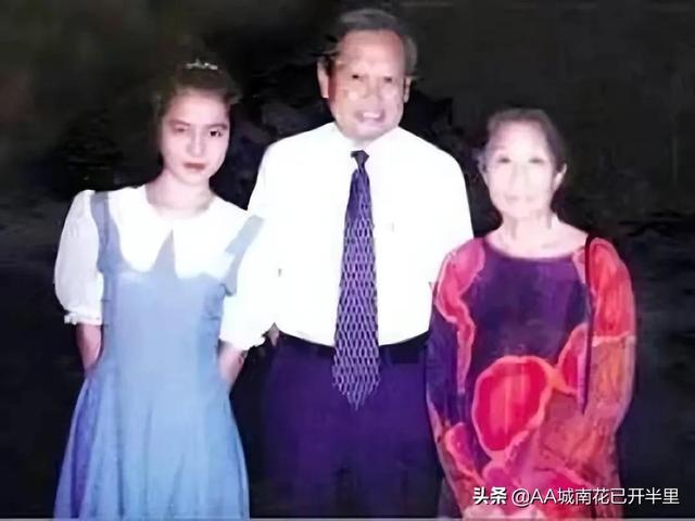 翁帆怀孕大肚照孕妇（翁帆怀孕大肚的图片）