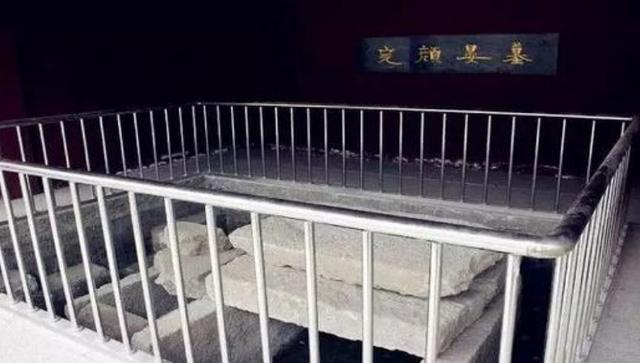 成都黑帽门吴施蒙视频图（成都黑帽门吴施蒙 HD）