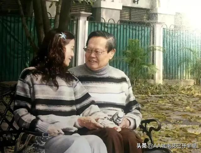 翁帆怀孕大肚照孕妇（翁帆怀孕大肚的图片）