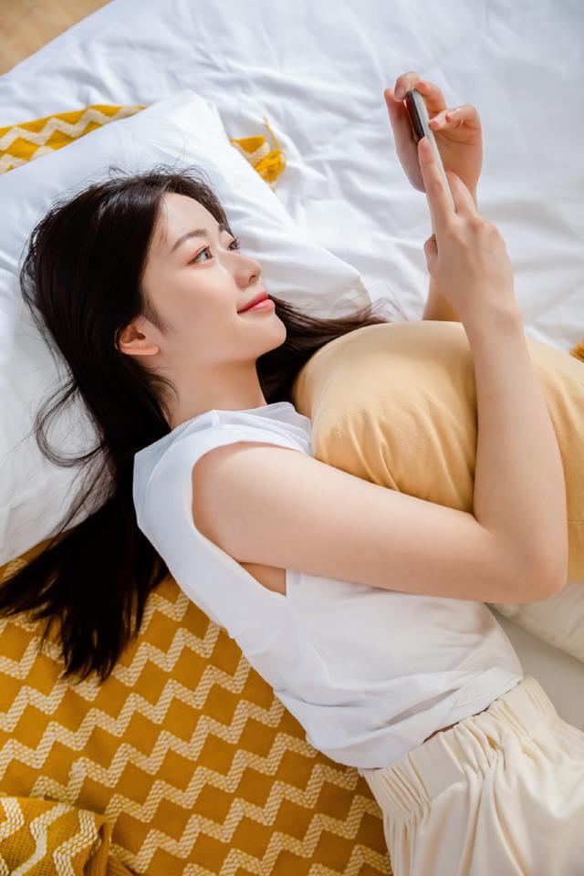 朋友圈多条动态合并了怎么发,朋友圈多条动态合并了怎么解决