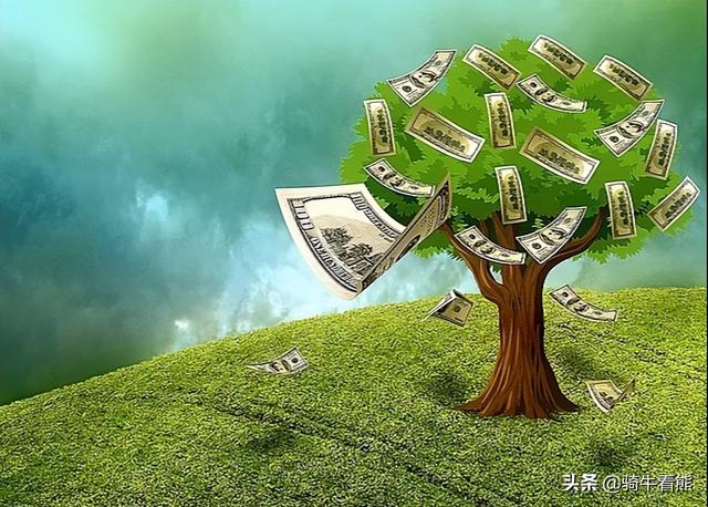 存款存到卡里好还是存在存折上好（存钱定期用卡还是存折）