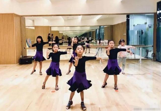 国家禁止k12教育是什么意思，k12教育取消了吗