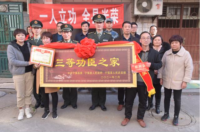 当兵有工资吗多少钱一个月2022，当兵有工资吗多少钱一个月2021