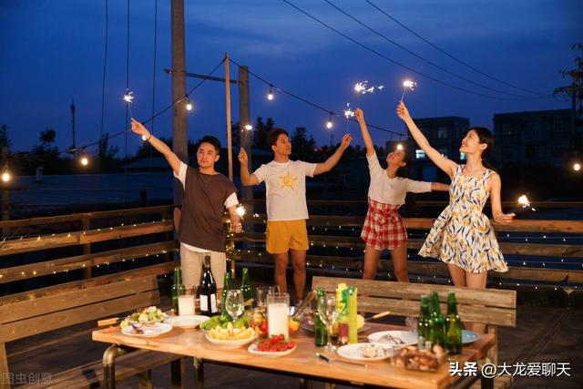 5岁改行的5个职业越老越吃香的职业有哪些,45岁改行的5个职业年龄大选择什么行业"