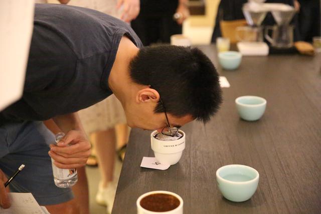 手冲是什么意思污网络用语,打手冲是什么意思污