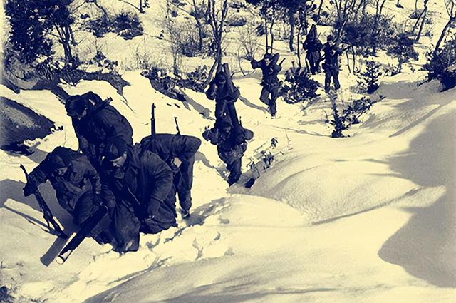 志愿军女文工团员被俘，军长命令警卫连：砸锅卖铁也要救回来