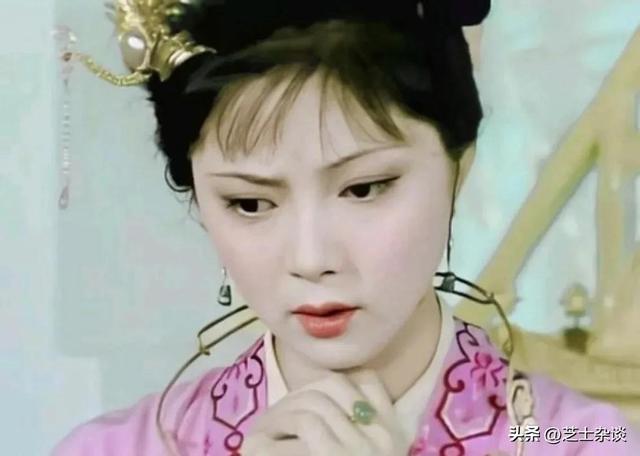 薛宝钗是鬼吗,薛宝钗是鬼吗有哪些证据