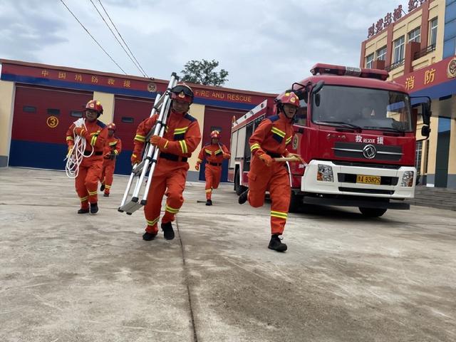 专职消防员为什么干不长久工作,专职消防员能长期干吗