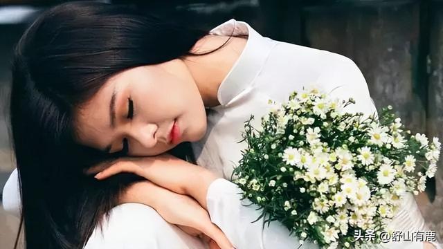 九个症状暗示老人阳寿将尽,做子女的提前了解好处多多,要注意老人阳寿已尽的表现