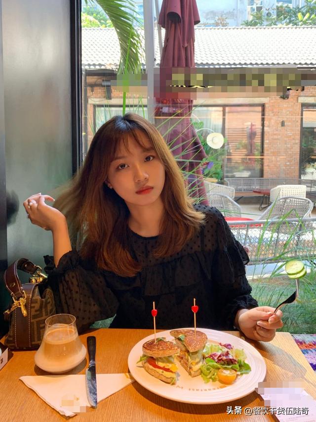 写早餐店的作文,早餐店体验生活的作文