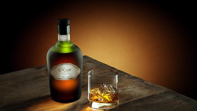 ktv陪酒的女孩子可以做什么多少钱,ktv陪酒的女孩子可以做什么多少钱的工作