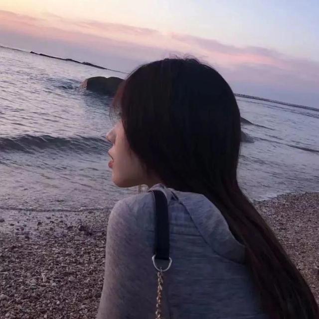 拼多多好评返现的钱在哪里找,拼多多好评返现的钱在哪里找得到