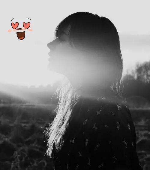 拼多多好评返现的钱在哪里找,拼多多好评返现的钱在哪里找得到