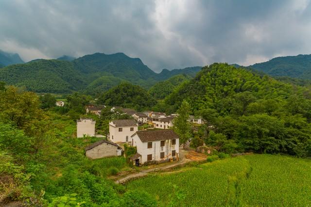 酒店前台一般都是女的吗,宾馆前台都是女的吗