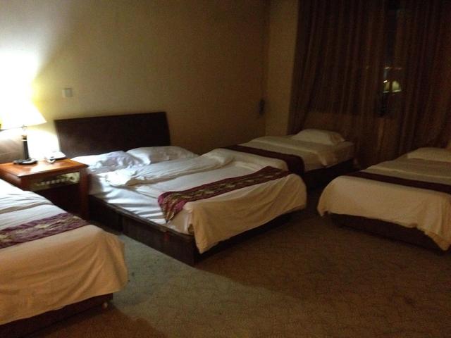 汉庭酒店的矿泉水是不是免费的呢,汉庭酒店的矿泉水是免费的吗