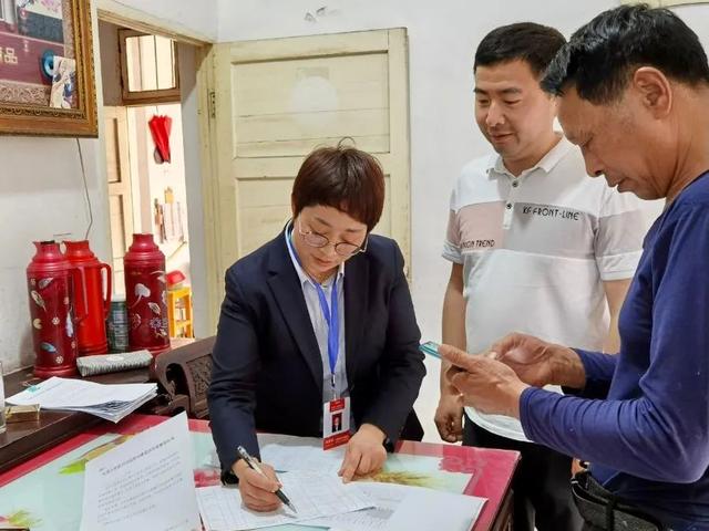 个人优秀事迹怎么写1000字,个人优秀事迹怎么写150字