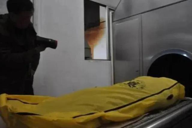 深圳殡仪馆招工1600一天招工牌子,深圳殡仪馆招聘临时工2400一天图片