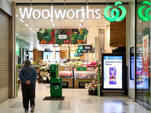 自助收银机一般多少钱一台呢,自助收银机一般多少钱一台呢图片