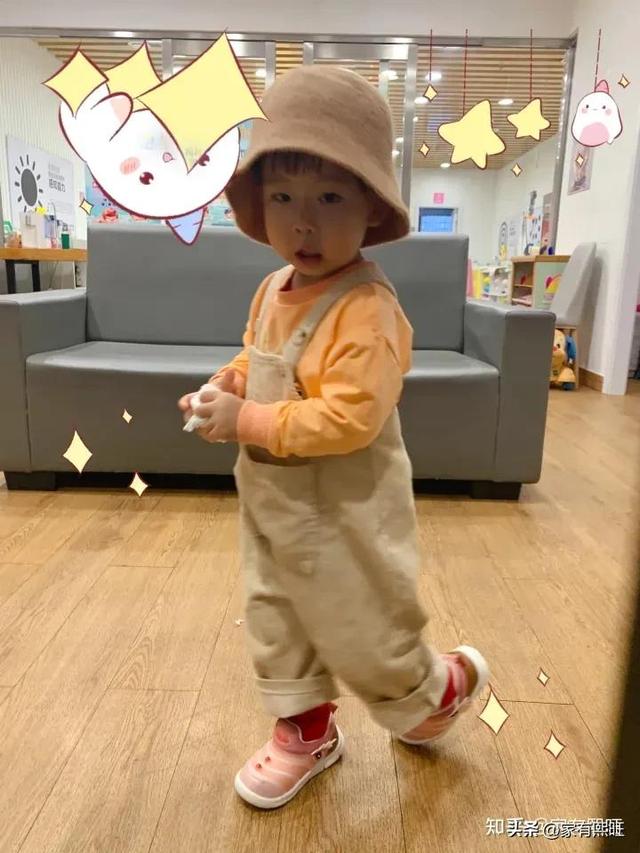 丝绒拿铁里面的丝绒是什么有什么功效,什么叫丝绒拿铁