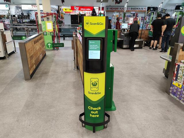 自助收银机一般多少钱一台呢,自助收银机一般多少钱一台呢图片