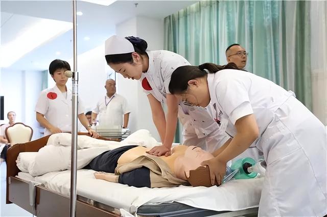 桐乡卫校2022年招生分数线,桐乡卫校2022年招生分数线表