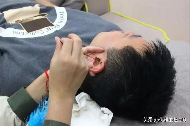 擦边球的赚钱行业有哪些，擦边球什么最赚钱