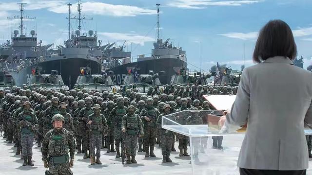 大陆24架次军机巡台，台军战机紧急升空，台媒“史无前例”迫近