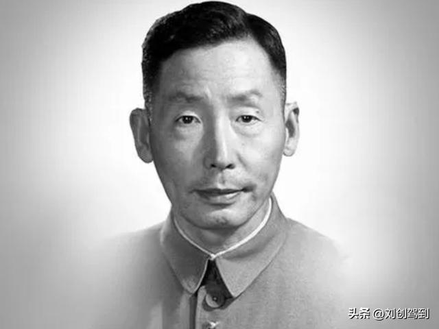 人物小传模板(张三)，小说人物小传模板