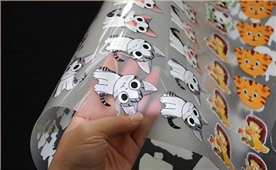 衣服上的热压图案怎么去掉的,衣服上的热压图案怎么去掉的呢