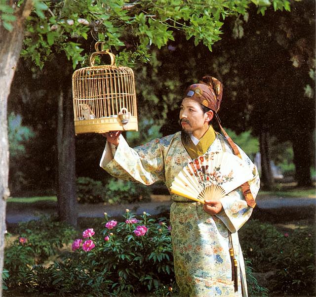 穿越之侯门继室填房,穿成国公爷的娇宠继室