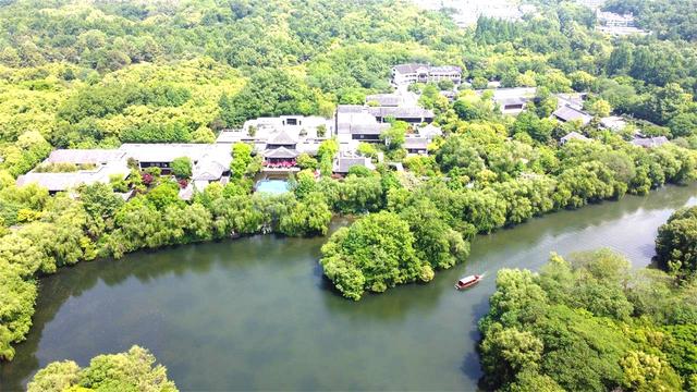 上有天堂,下有苏杭,上有天堂下有苏杭出自哪首诗