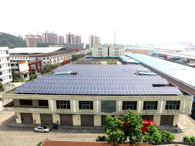 光伏板价格多少钱一块,光伏板价格多少一平方