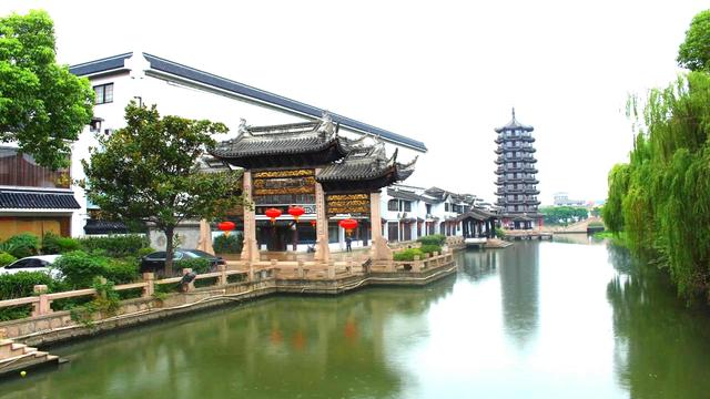 上有天堂,下有苏杭,上有天堂下有苏杭出自哪首诗