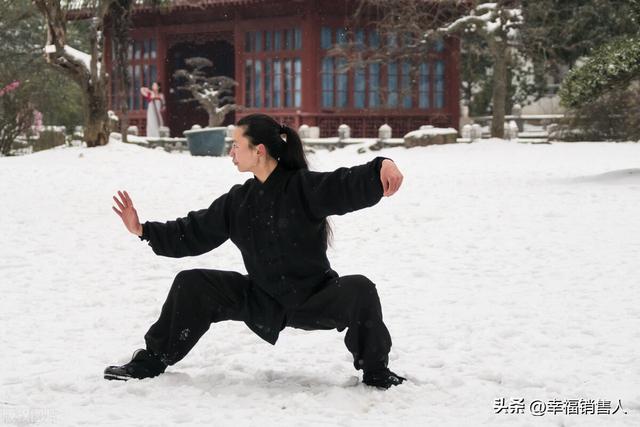 易筋经口诀全文,易筋经十二式口诀及动作要领