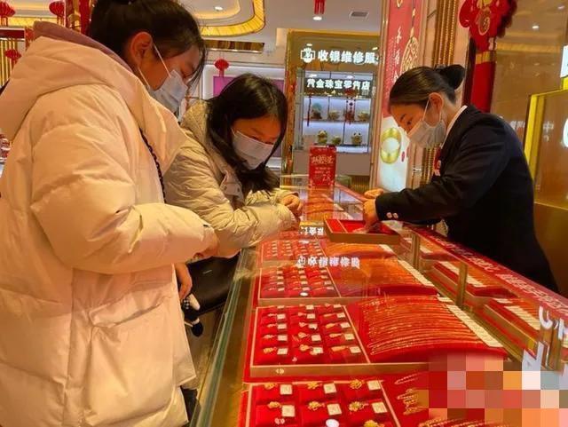 中国哪个黄金品牌最好,中国黄金十大名牌排名
