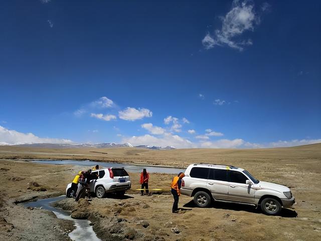 驴友在帐篷中的那些秘密,驴友在帐篷中的那些秘密电影