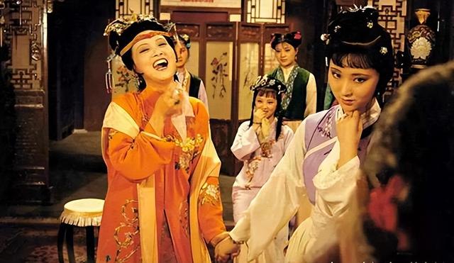 王熙凤的性格特点是什么,王熙凤的性格特点是什么