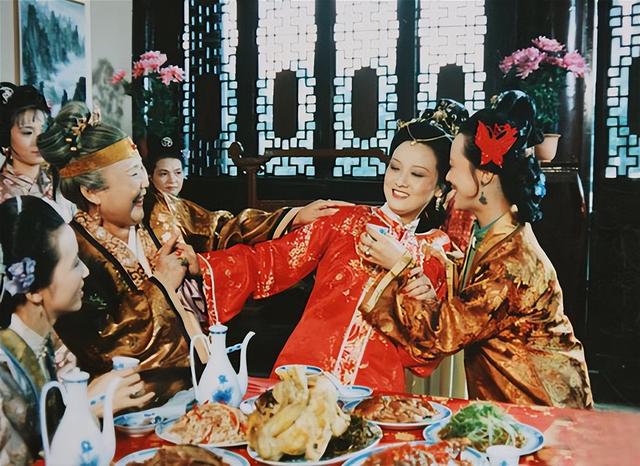 王熙凤的性格特点是什么,王熙凤的性格特点是什么