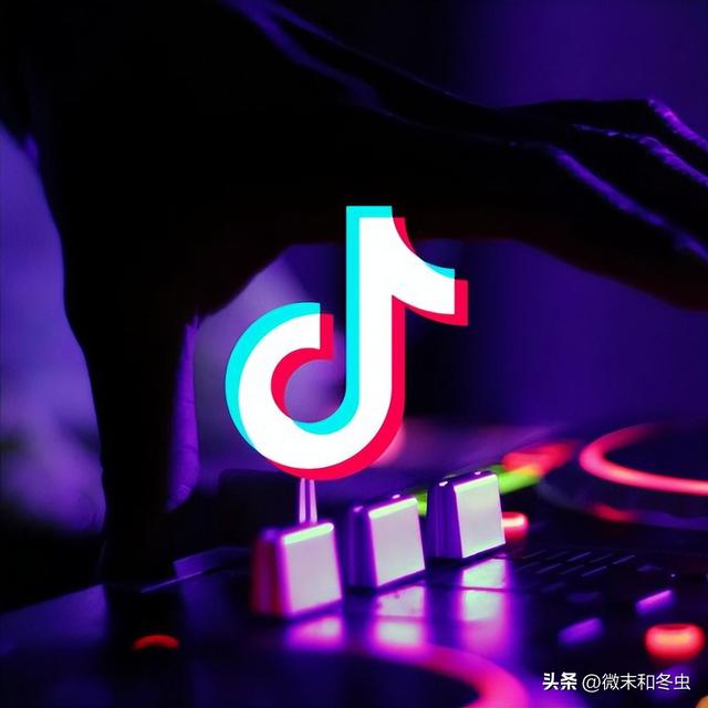 送外卖与送快递哪个好些,送外卖和送快递哪个比较好干