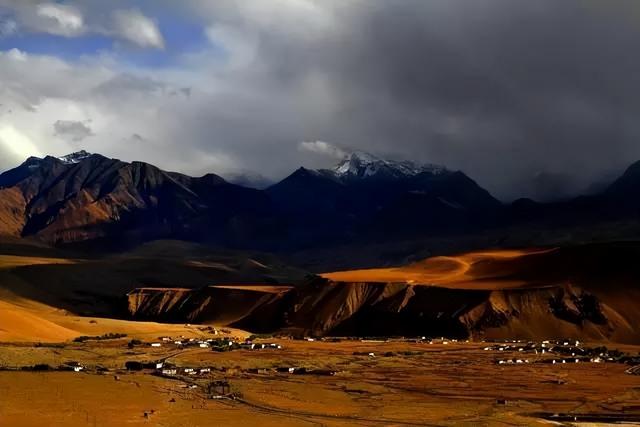 驴友在帐篷中的那些秘密,驴友在帐篷中的那些秘密电影