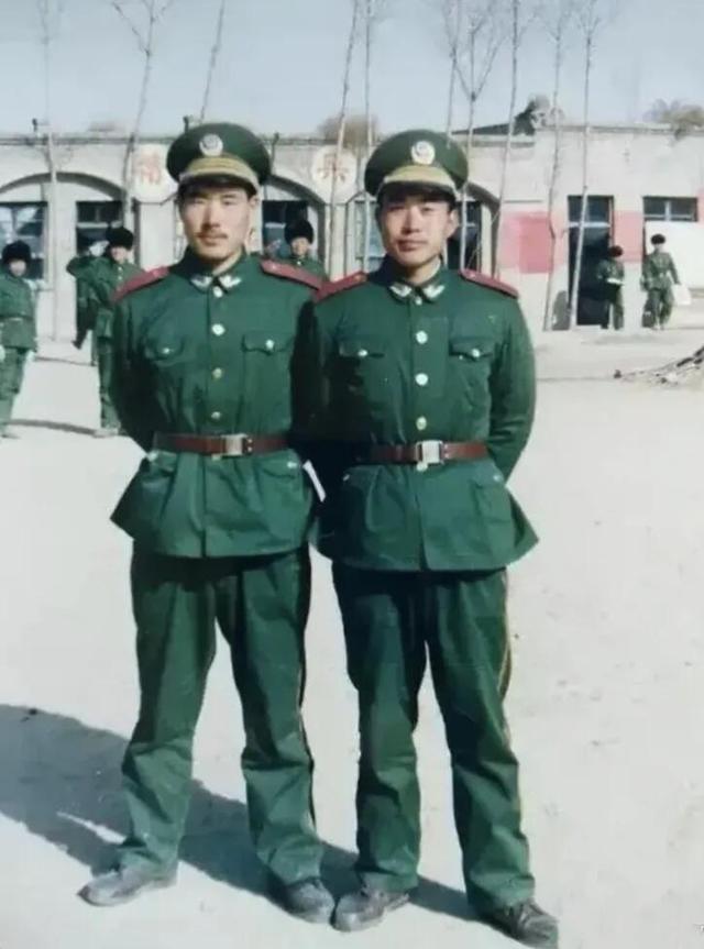 部队肩章等级排名图片,部队肩章等级排名图片_从小到大