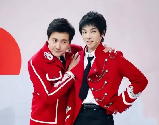 怎么才能联系到明星,做演员去哪里应聘