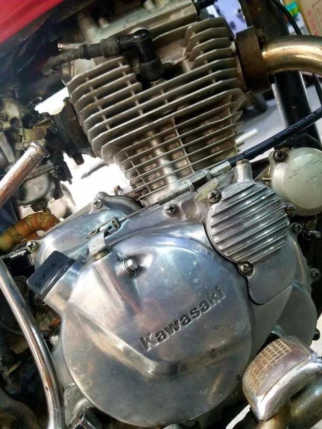 全封闭摩托车价格及图片,全封闭摩托车价格及图片大全