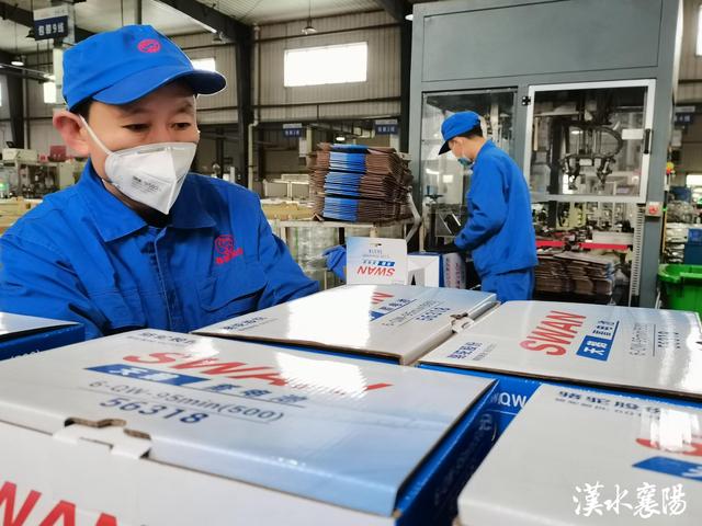 骆驼电池怎么样啊,骆驼电池好还是瓦尔塔电池好