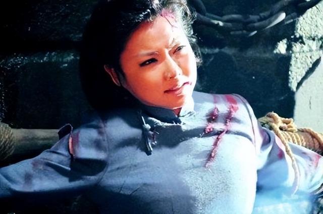 红岩江姐人物主要事迹200字,红岩江姐人物主要事迹200字左右