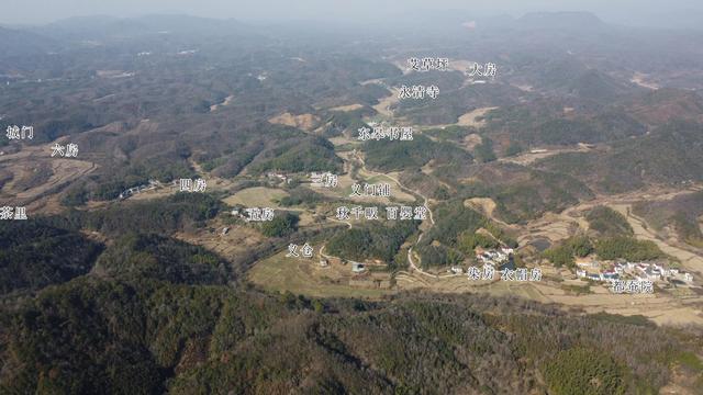 春天的故事创作背景简短一点，春天的故事创作的背景