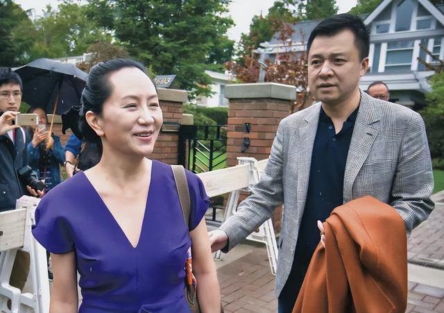 钟丽缇张伦硕,钟丽缇年轻时候有多美