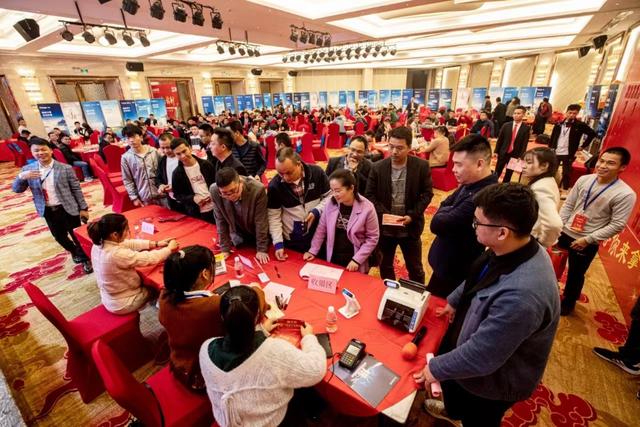 志高是贴牌货吗，奥克斯是贴牌货吗