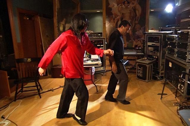 迈克尔杰克逊老婆是哪位,迈克尔杰克逊老婆是哪位人